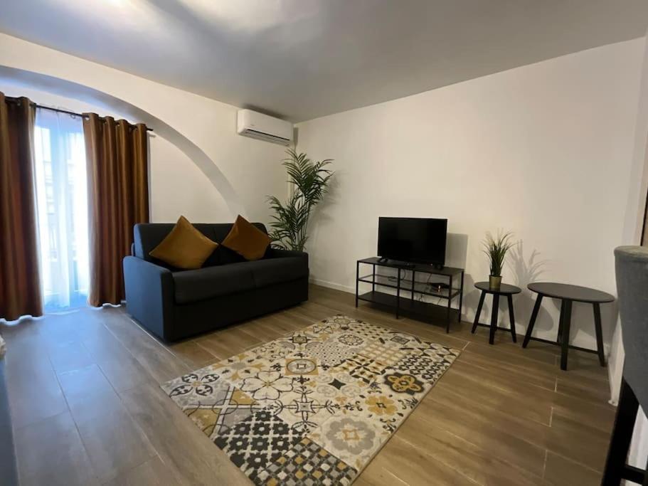 Ks Paris Studio Appart Near Station Gare Du Nord And Gare De L Est Екстериор снимка